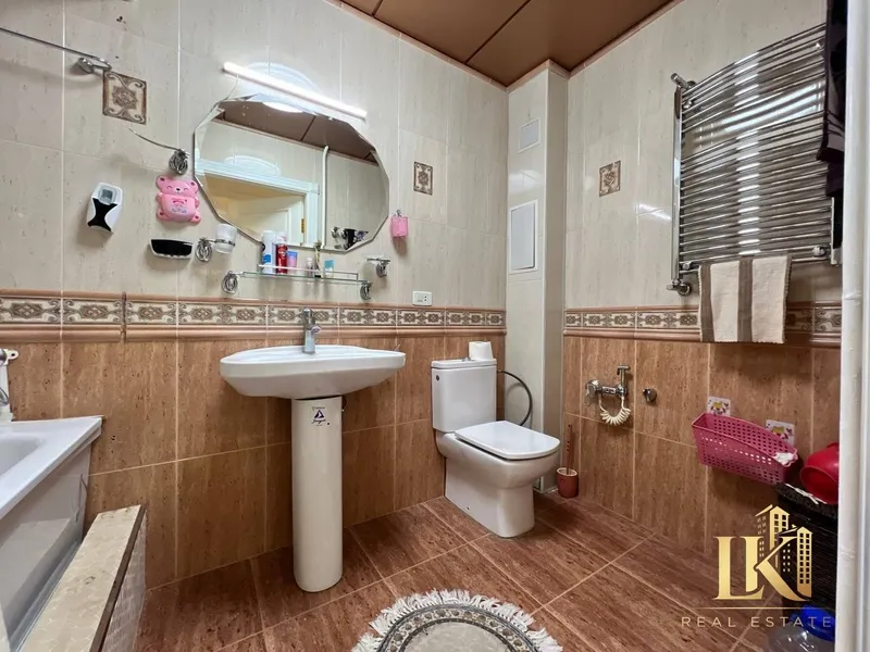Продаётся просторная 2-комнатная квартира, 107 м², Мирзо-Улугбекский район — фото 7 Продаётся просторная 2-комнатная квартира, 107 м², Мирзо-Улугбекский район — фото 7