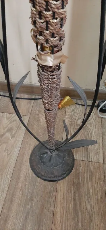 Vintaj, kovlangan-o‘ralgan vaza. 3