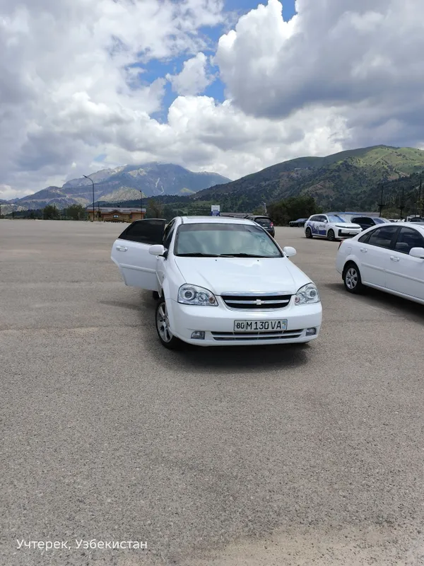 Lasetti 1.8 l 2010