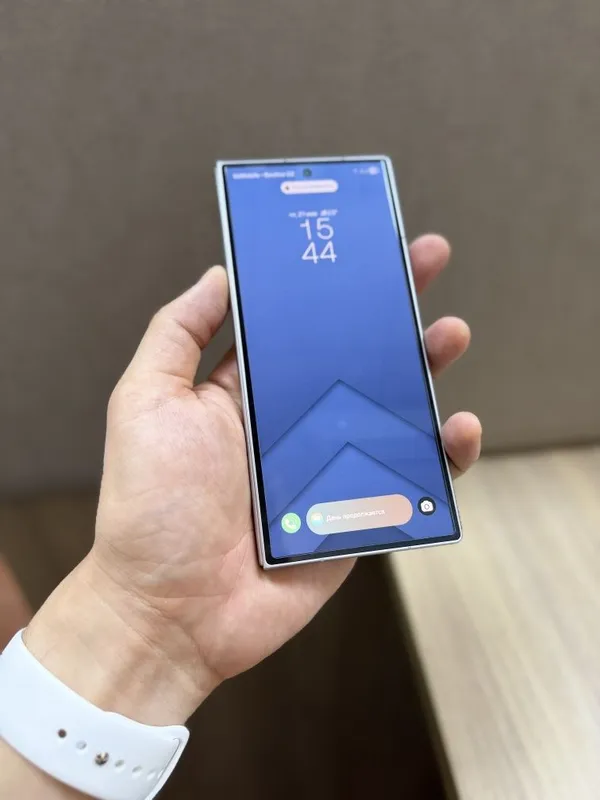 Срочно продам Samsung Galaxy Fold 7 — фото 3