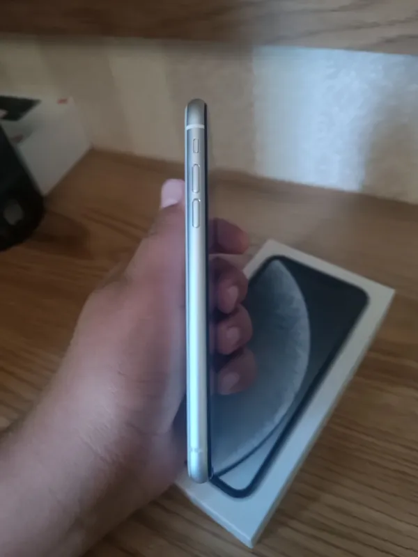 Iphone XR 128gb bez imei ideal xolatda 3