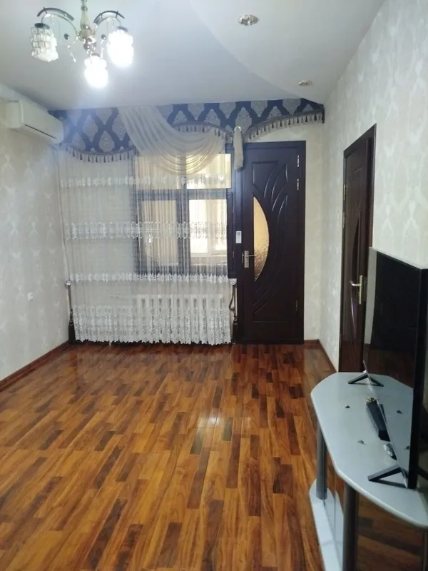 продаётся квартира на юнус абаде 4 квартал 1/1/4. — фото 1