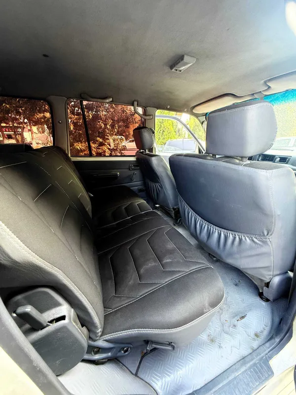Toyota Land Cruiser 80 8