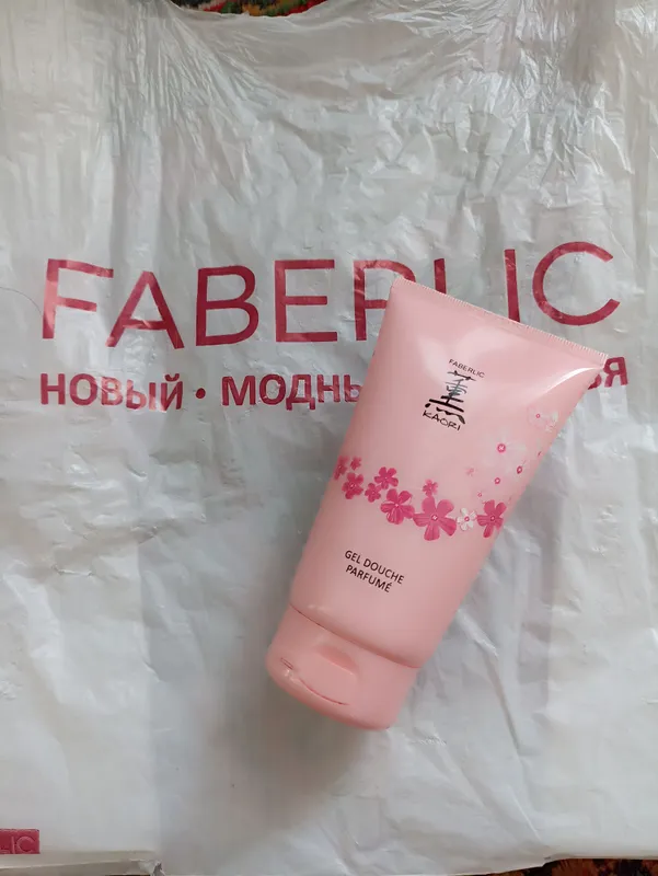 парфюмированный гель для душа KAORI от faberlic