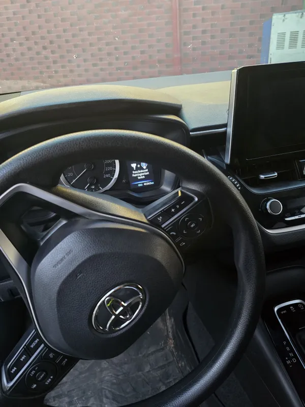 Toyota corolla 2023 5
