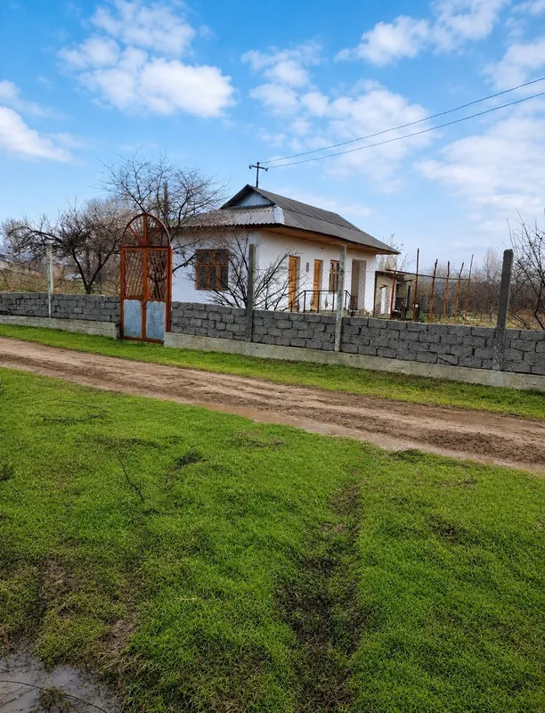 Продаётся своя дача Таш область Аккурган рядом с рекой 6 сот 1 Продаётся своя дача Таш область Аккурган рядом с рекой 6 сот 1