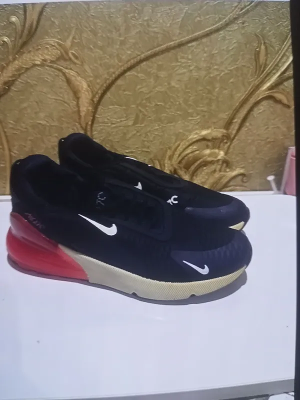 Nike krasofka holati yahshi 1