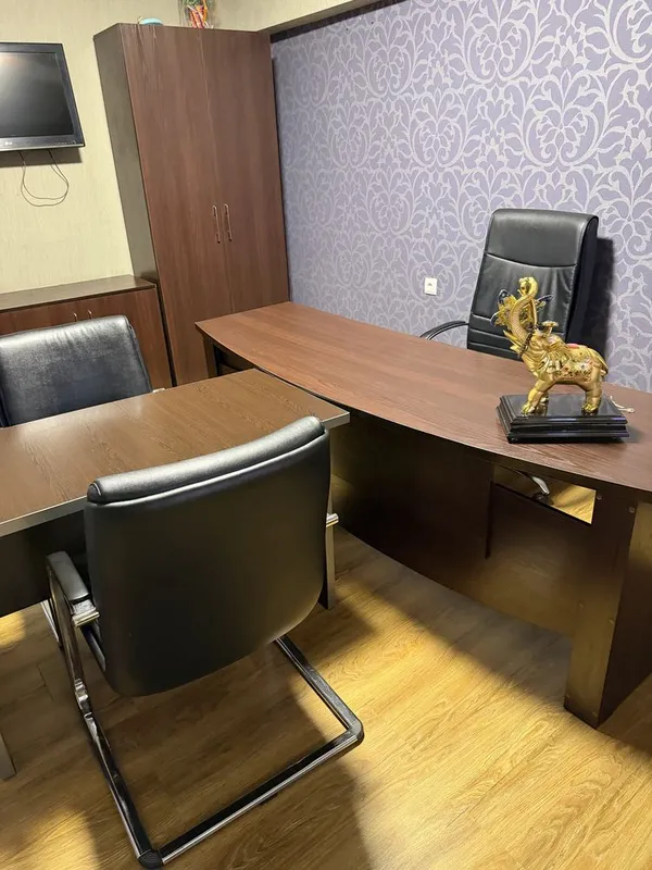 Срочно продам свой офис 4/1/4 на Ц4, улица А.Кадыри, ор кафе Централ — фото 5