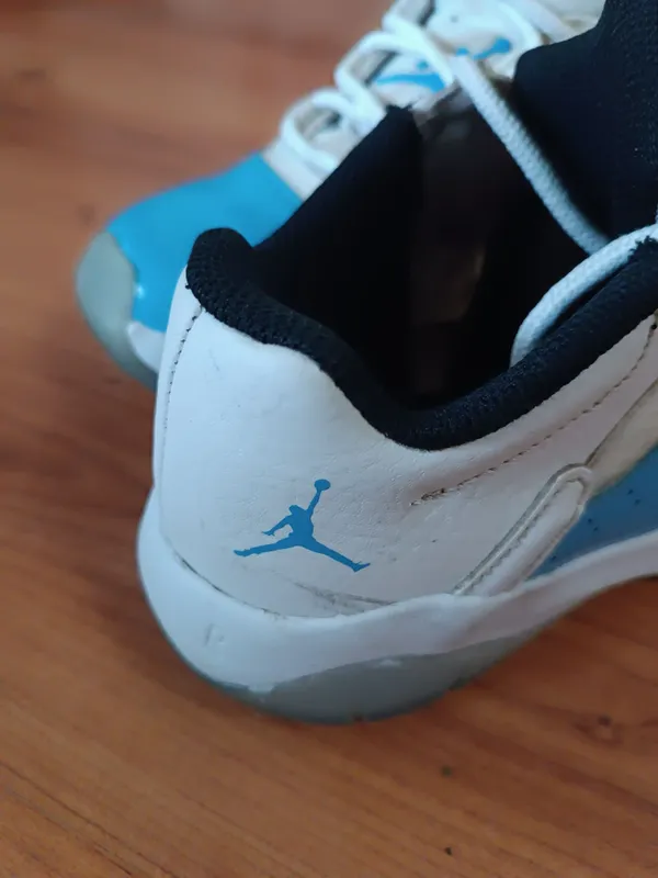 Кроссовки Air Jordan, оригинальные — фото 1