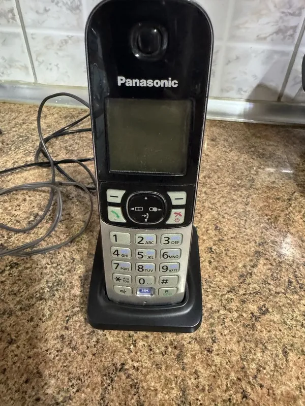 Продам радиотелефон Panasonic 2 Продам радиотелефон Panasonic 2