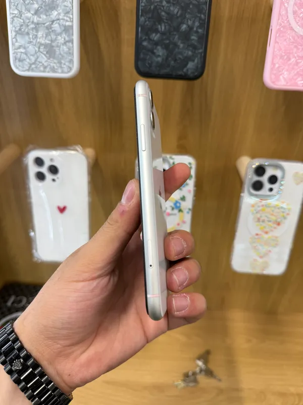 iPhone 11 White ideal — фото 1
