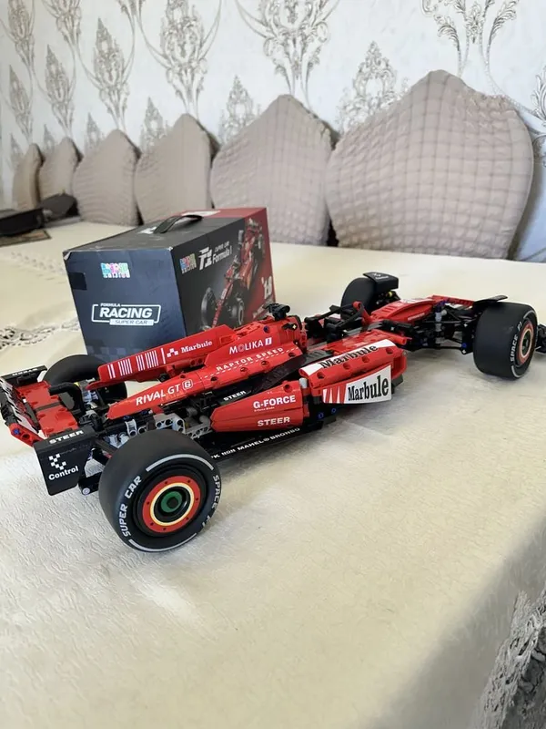 Конструктор Formula 1 Lego 1:8 4 Конструктор Formula 1 Lego 1:8 4