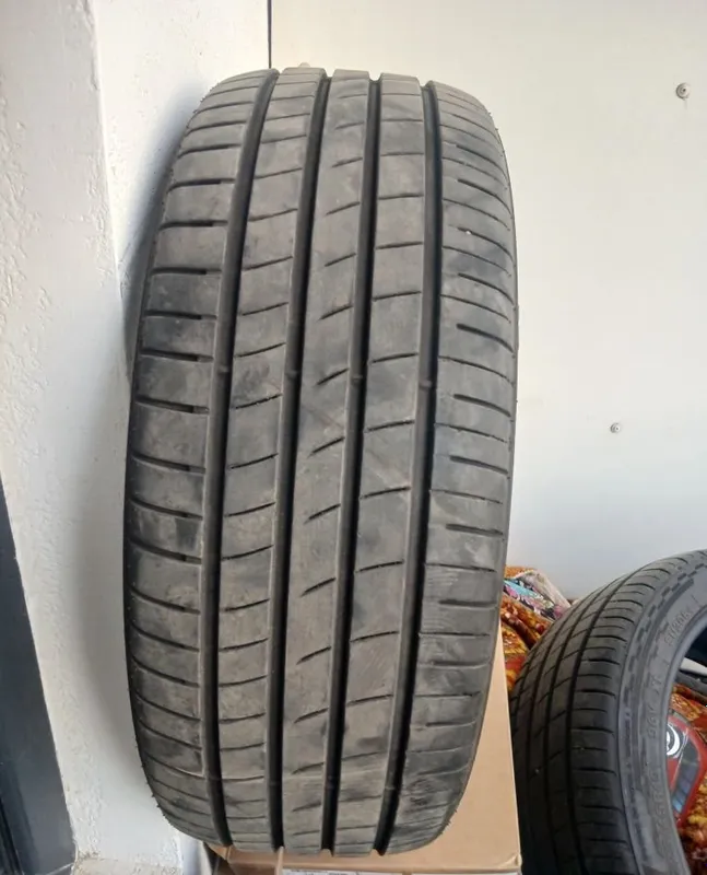 Шины 225/45/R19 Rangesport, 1 штука 1 Шины 225/45/R19 Rangesport, 1 штука 1