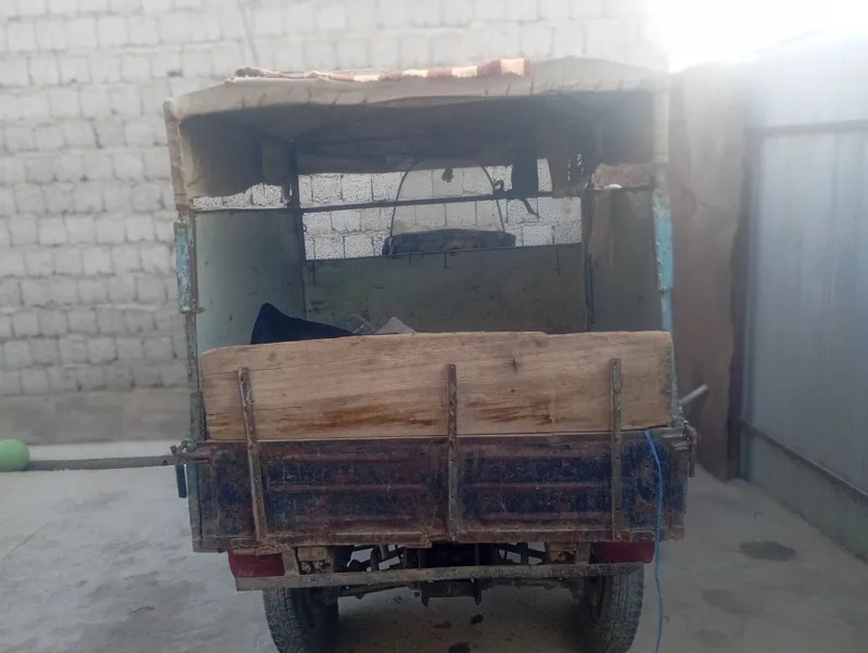 muravey  yili1997...holati rasm da . .narx ..3mln 7
