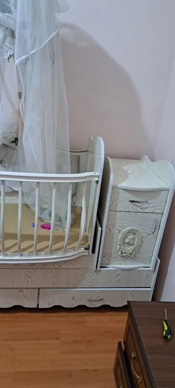 Продаётся манеж + кровать. Состояние хорошее мылыш все один раз спал. — фото 1 Продаётся манеж + кровать. Состояние хорошее мылыш все один раз спал. — фото 1