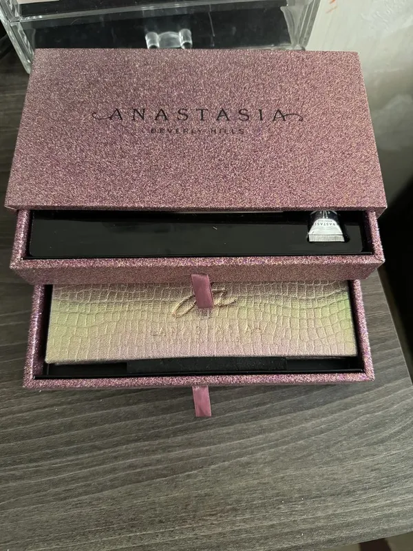 Палетки теней оригинал Huba beauty Anastasia Beverly Hills Tarte — фото 7