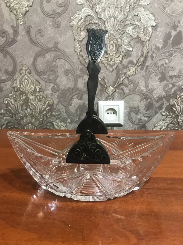 Лодочка ,хрусталь,мельхиор.Цена:150,000