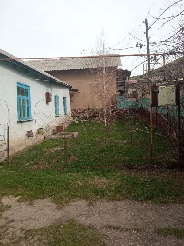 Продается дом в 40 км от Ташкента в пос.Красногорск — фото 1
