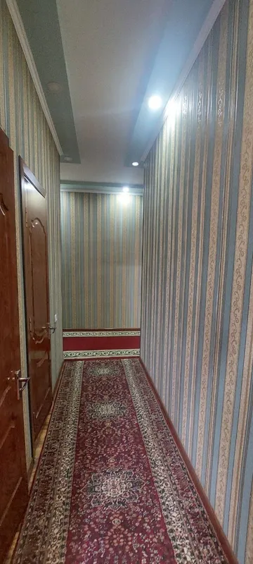 Ichadagi barcha jihozlari bilan 2xona uy 3-etaj 4etajlik dom 7