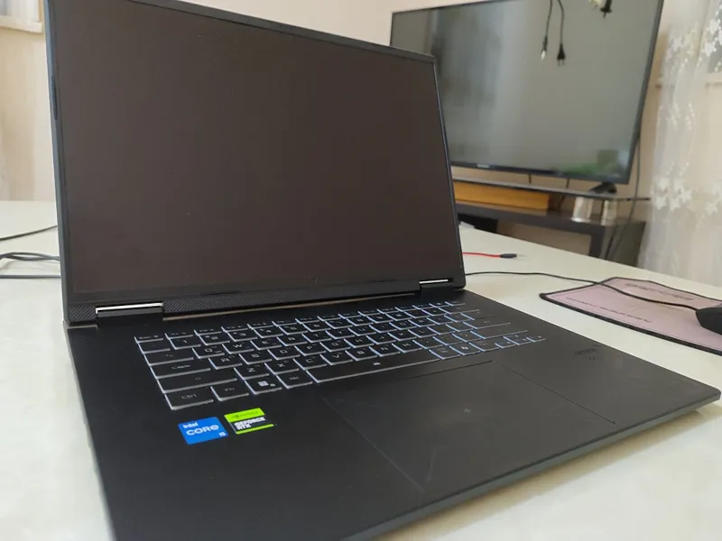 Gigabyte Gaming G6 3 Gigabyte Gaming G6 3