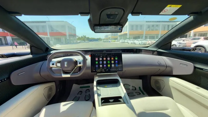 Avatr 12 Master Full 2025 — Yangi, 4WD, 546 ot kuchi, 94 kWh, 705km 7 Avatr 12 Master Full 2025 — Yangi, 4WD, 546 ot kuchi, 94 kWh, 705km 7