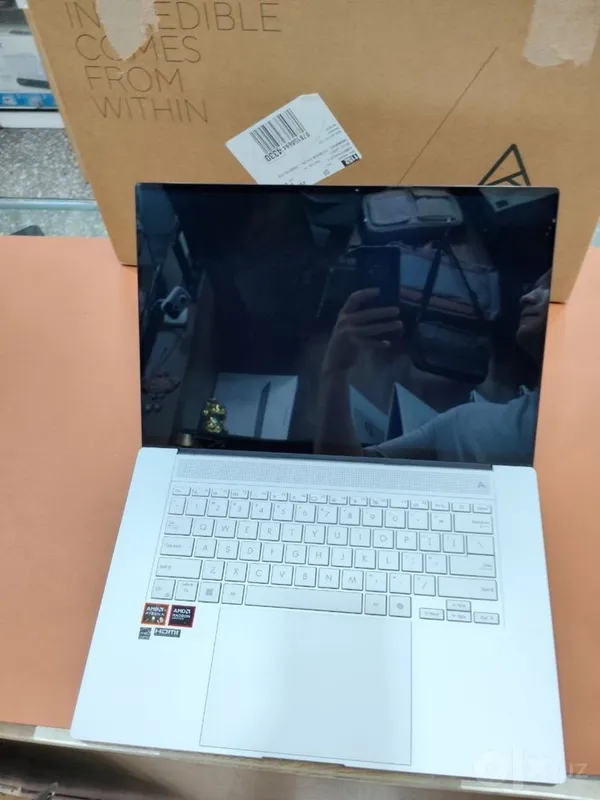 Asus Zenbook S16 2 Asus Zenbook S16 2