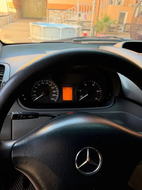 Mercedes Vito 6 Mercedes Vito 6