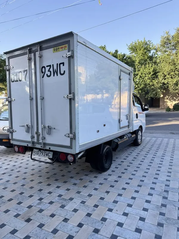 kia bongo sotiladi 4 kia bongo sotiladi 4