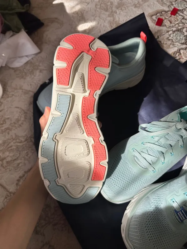 Продаю новые кроссовки Skechers ( оригинал ) — фото 4