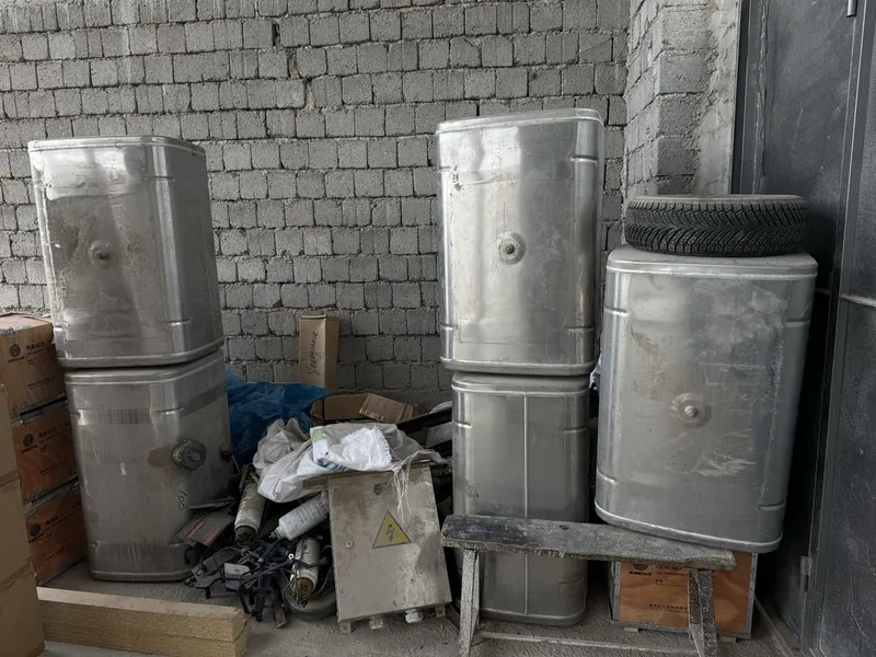 Howo V5 bak 300l