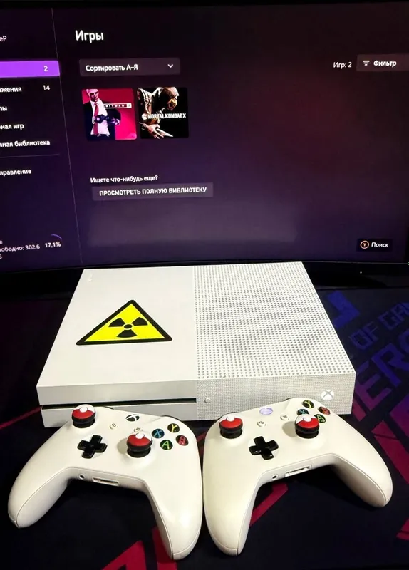 Xbox One S 500Gb + Mortal Kombat XL 3
