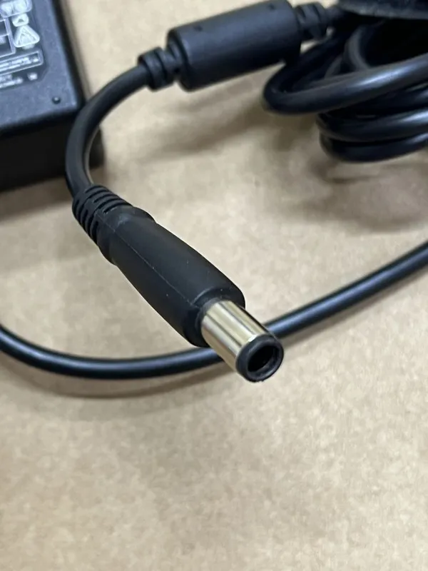 Блоки питания Dell ориг с америки в идеале толстый разъем Mini pc 65wt — фото 1