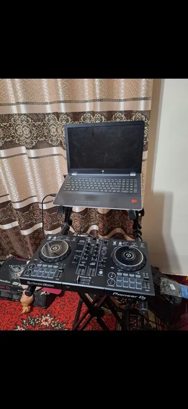 Контроллер DDj-400 состояниси идеально янги пачка документ коропка бор