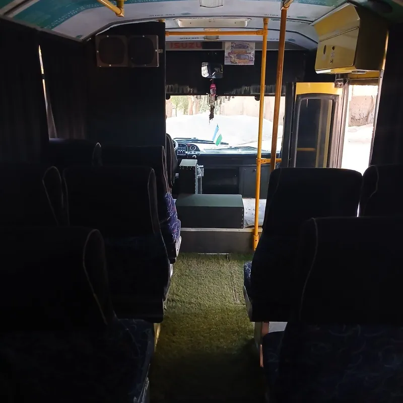 Isuzi avtobus sotiladi 6 Isuzi avtobus sotiladi 6