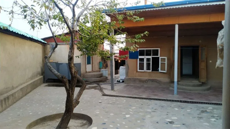 Срочно в центре Паркента продаётся дом 6 соток 6 Срочно в центре Паркента продаётся дом 6 соток 6