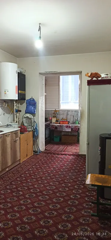 4 xonali kvartira sotiladi! 6