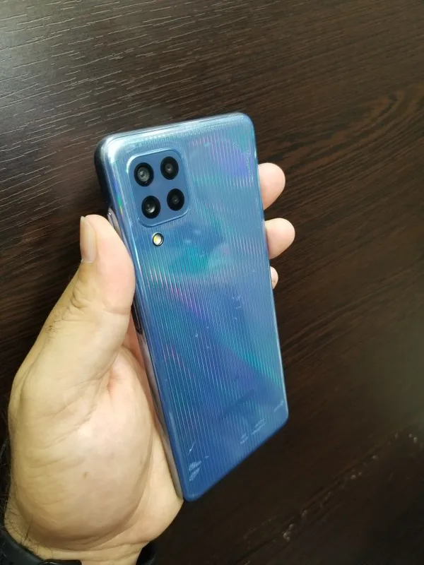 Samsung M32 sotladi Samsung M32 sotladi
