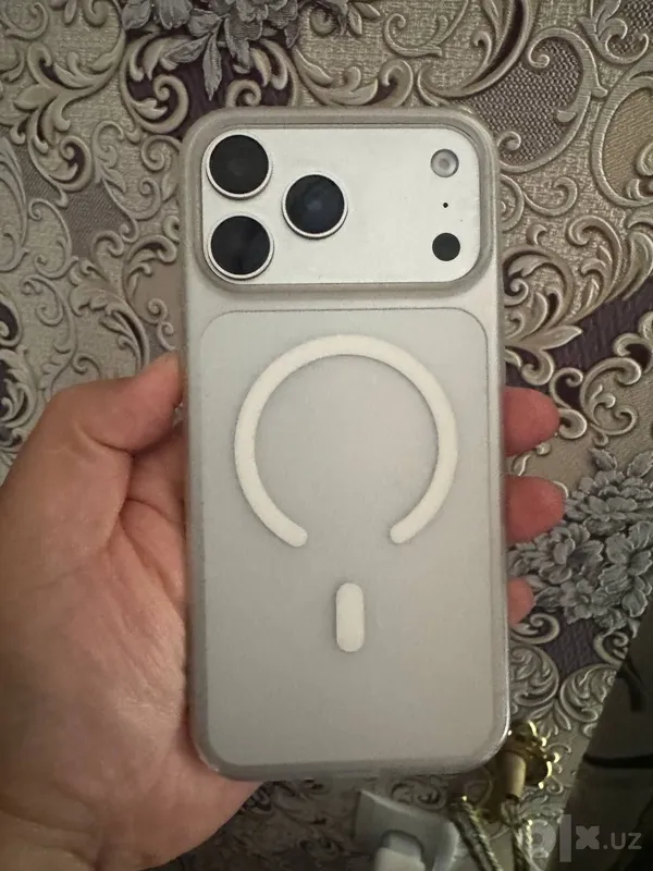 Продаётся 17 Pro Max, срочно 1 Продаётся 17 Pro Max, срочно 1