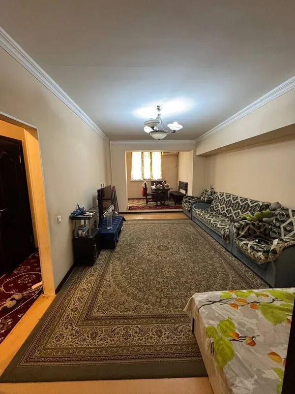 M Oybek, Afrosiyob ko‘chasi, 3 xonali 4 M Oybek, Afrosiyob ko‘chasi, 3 xonali 4