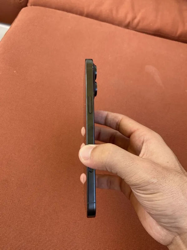 Iphone 16 Pro Max 256 GB MYWG3J/A 4