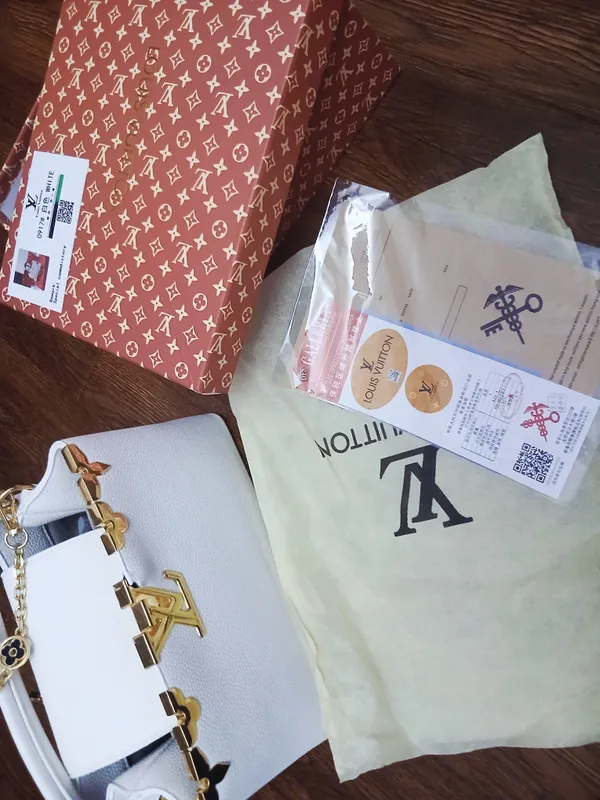 LOUIS VUITTON sumka