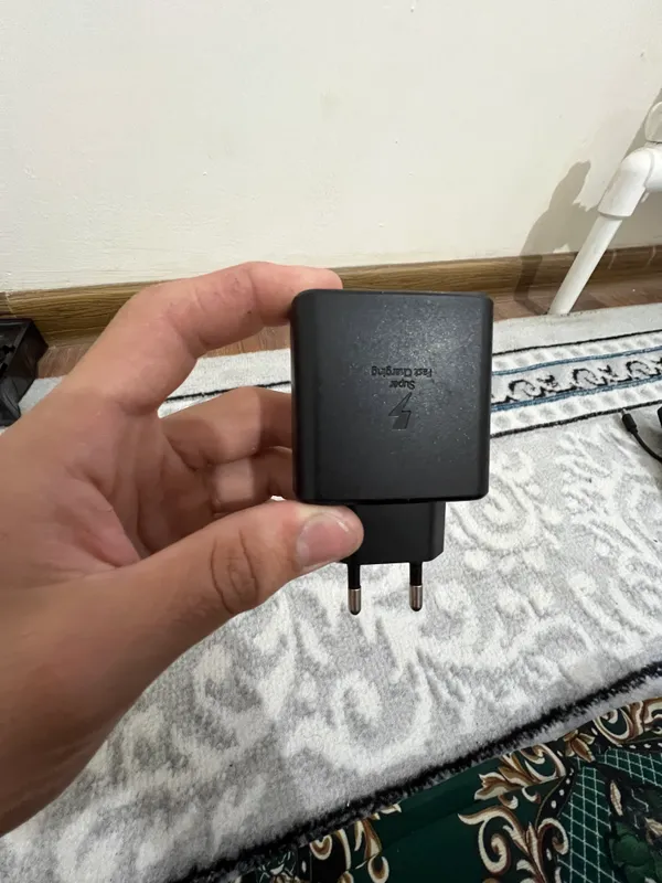 Кабель и зарядка Type‑C новые, не использовались 6 Кабель и зарядка Type‑C новые, не использовались 6