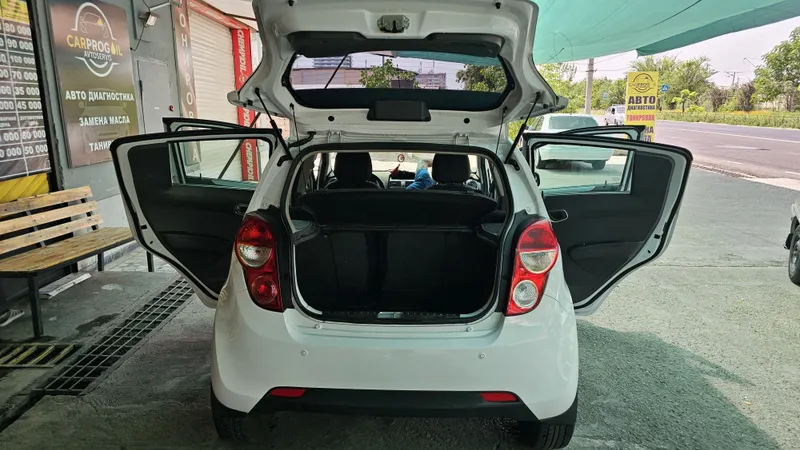 Chevrolet Spark. 2020 FULL. Возможно обмен на 7ми местную авто с моей — фото 3