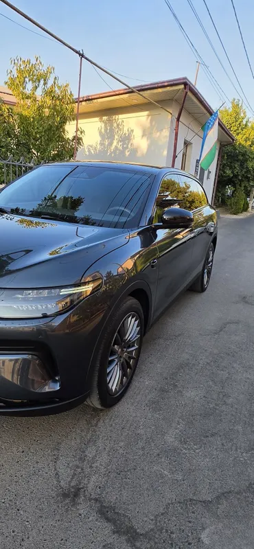 Leapmotor C11 Hybrid, 2024 год 2 Leapmotor C11 Hybrid, 2024 год 2