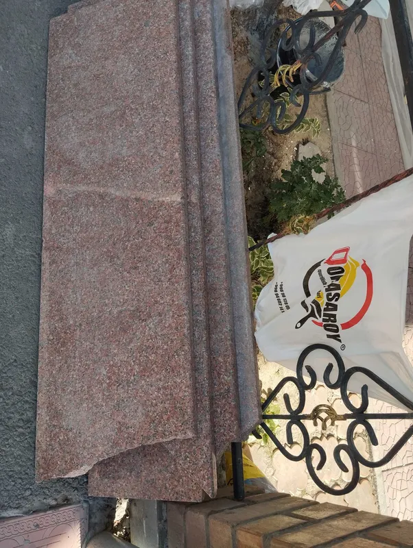 Мрамор Красивый под окон