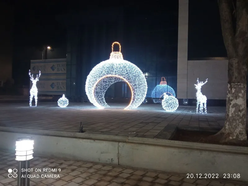 Новогодняя иллюминация украшение фасадов зданий фигуры в ассортименте 4