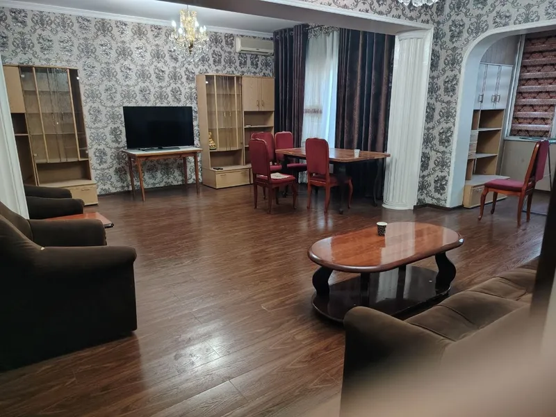Сдаётся квартира на метро Ойбек 1