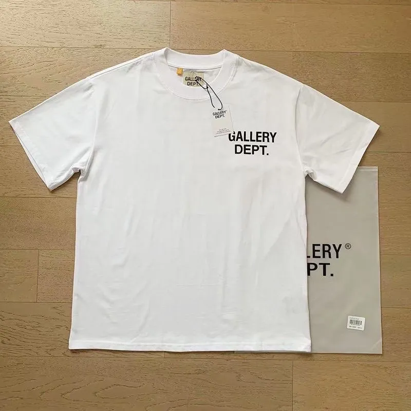 Футболка Gallery Dept