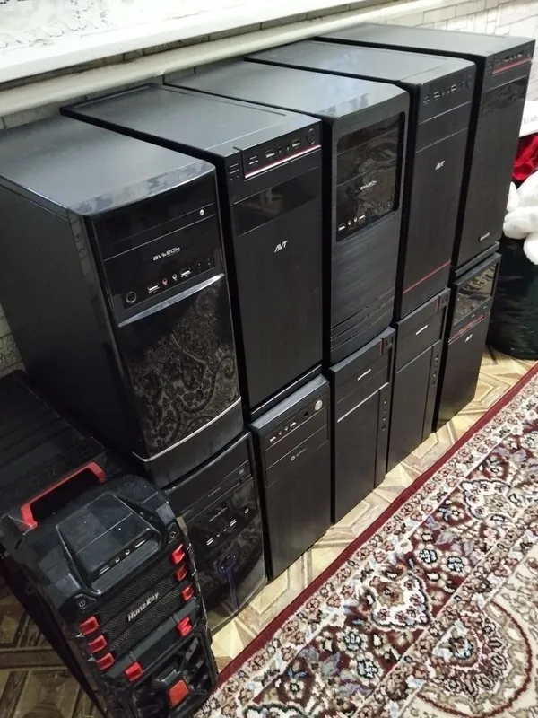 Продаётся компьютер 1 Продаётся компьютер 1