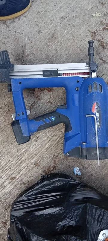 Газовый пистолет акумлиятор электрики(Gazli Pistolet elektriklar uchun — фото 1